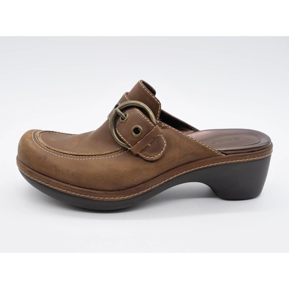 Ecco Mules Womens 8 Brown Leather Moc Toe Buckle Accent Slip On Casual Shoes - Picture 2 of 11